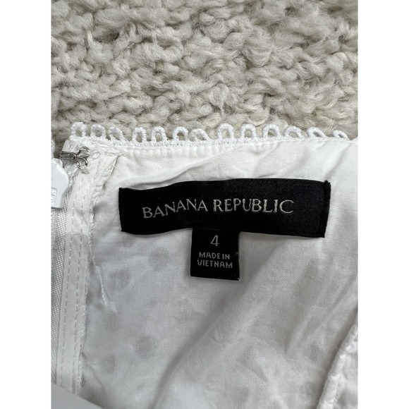 Banana Republic Jumpsuit Womens 4 Sleeveless Cropped Eyelet Lace Back Zip Dressy - Picture 8 of 13